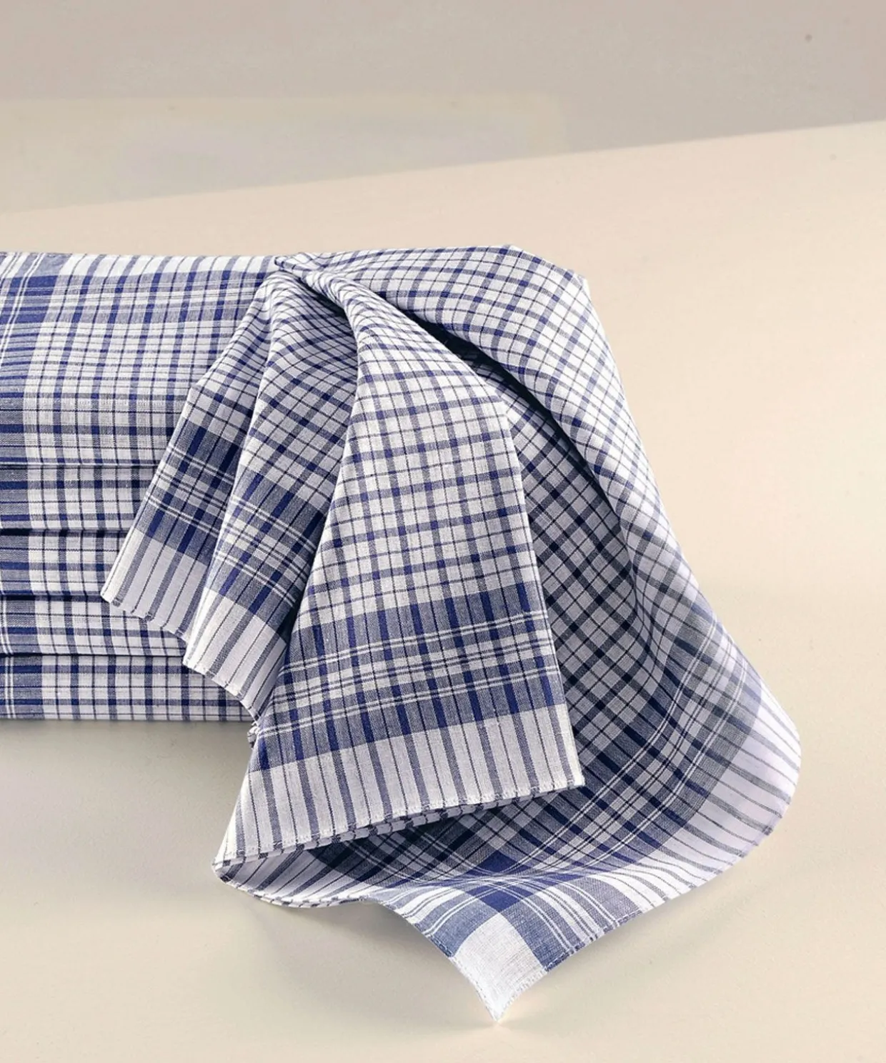 Lot de 12 mouchoirs homme