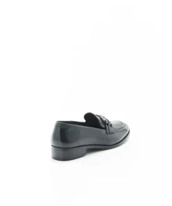 Mocassins avec chaînette