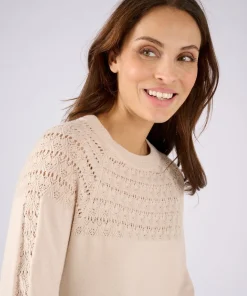 Pull jeu de maille fantaisie
