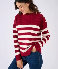 Pull marinière épaule boutonnée.