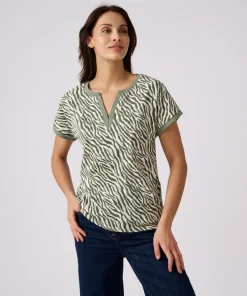 T-shirt encolure tunisienne